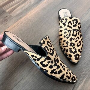 Bleeker & Bond Simone Calf Hair Leopard Print Pointy Toe Mules Size 8.5